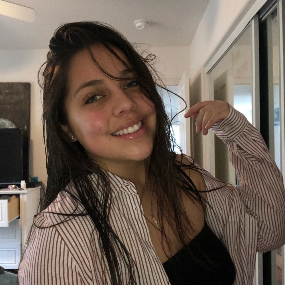 Meet your Posher, Nicole